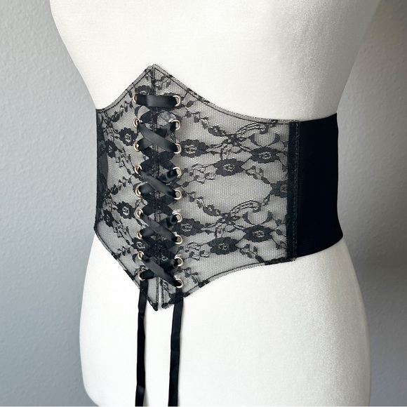 Romantic Black Lace Corset Style Waist Belt Stretch Snap Back Closure Size Small - Picture 5 of 12